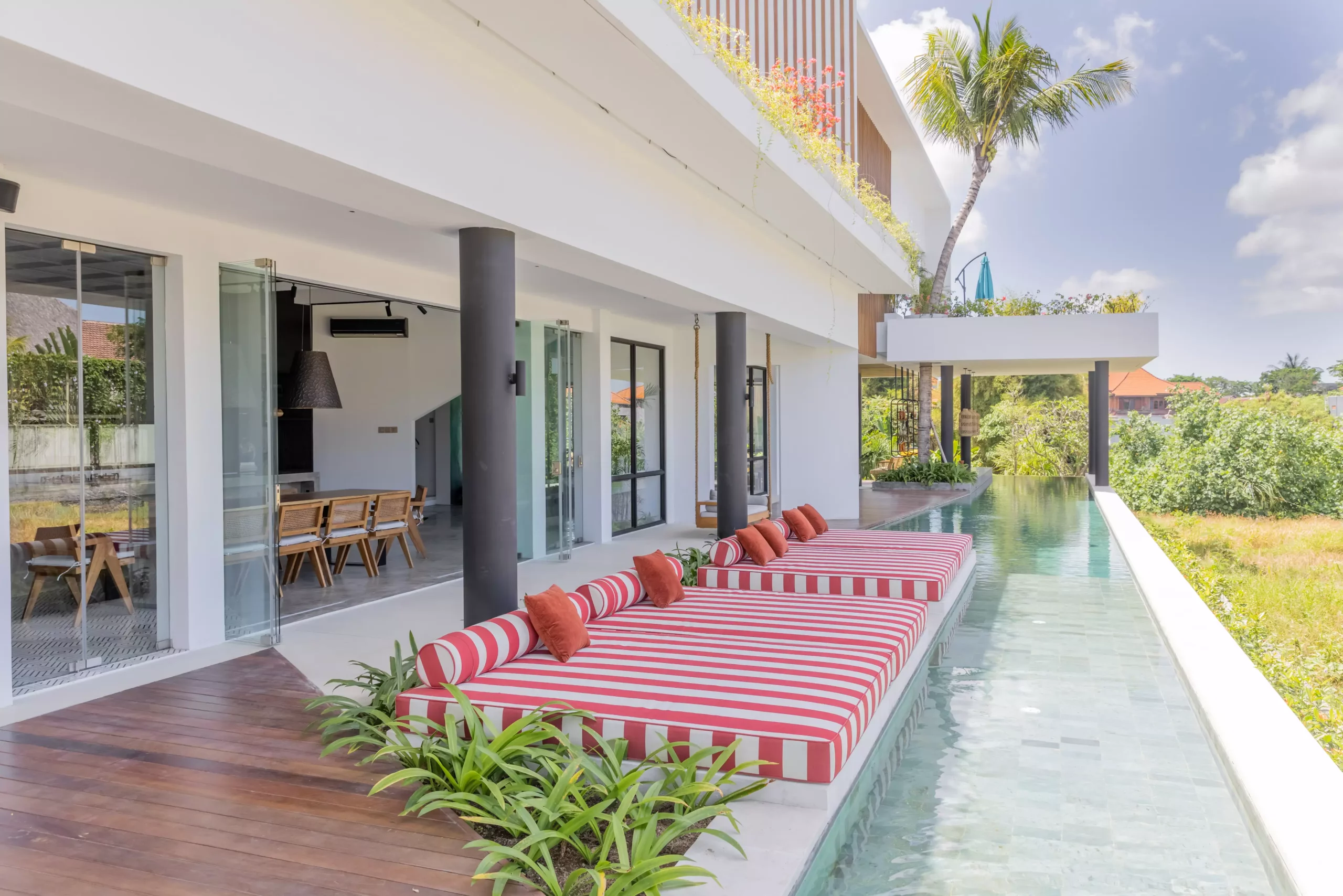 RICEFIELD VIEW 5 BEDROOM VILLA WITH GYM AND CINEMA FOR SALE LEASEHOLD/FREEHOLD IN BERAWA BE-647 